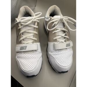 Men’s Nike Air Max Trainers Size 9.5 White Grey Excellent Condition.